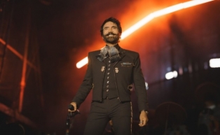 1605583482_alejandrofernandez1.jpg