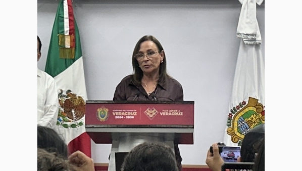 2128721779_9.jpg