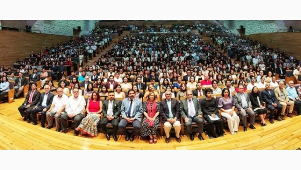 300425fotosegresados1100k.jpg