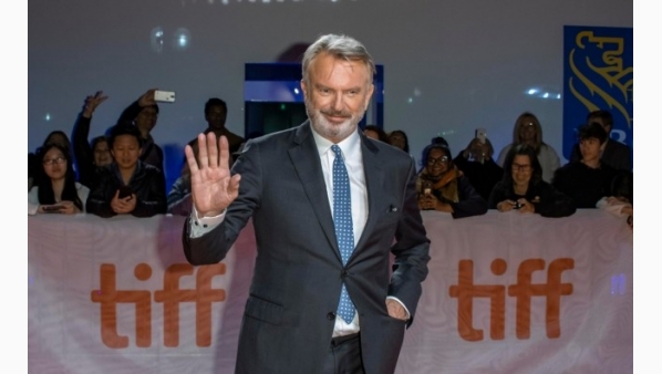 actorsamneill.jpg