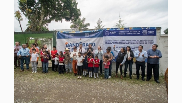 banderazo_de_obra_mata_larga5305.jpg