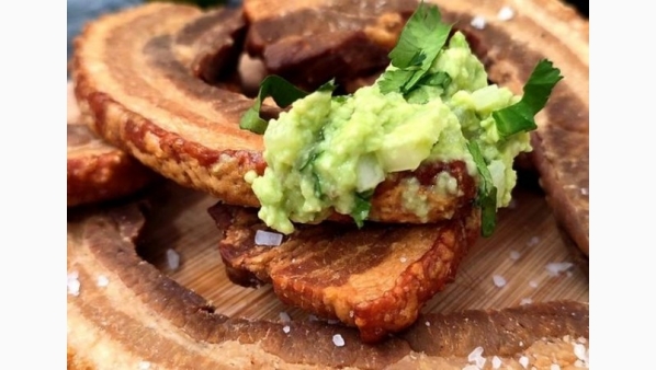 chicharronesenairfryeryguacamolefotoprincipal.jpg