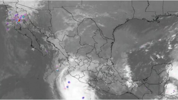 cierranpuertosdeoaxacaymichoacanporelhuracantrudy.jpg