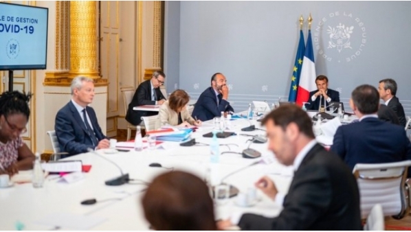 emanuelmacronenreunionsobrecovid19.jpg