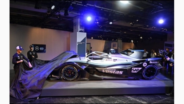 fia_formula_e_drivers_x31528360x_afp_crop1568223366859.jpg_1970638775.jpg