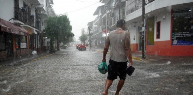 huracantrudyreforzaralluviasenguerreroyoaxacasimonyanogeneraefectosenmexico.jpg