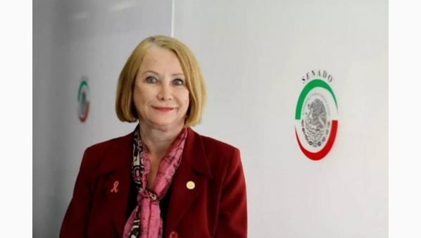 lauraitzelcastillosenadomorena1536x1024.jpg