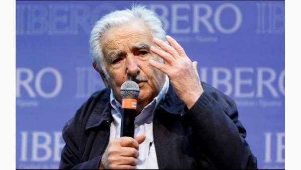 mujica_efeeeee_crop1575311490514.jpg_1970638775.jpg