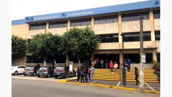 quince_profesores.jpg