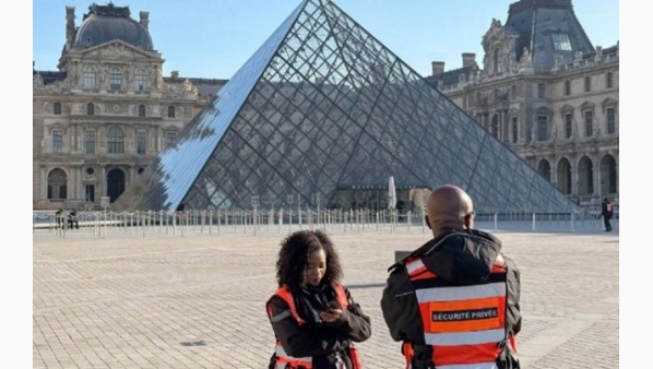 redada_policial_revela_fraude_en_entradas_y_con_guias_turisticas_en_el_louvre_detienen_a_nueve_personas.jpg