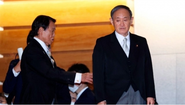 yoshihidesuganuevoprimerministrodejapontrasdimisiondeshinzoabe_1.jpg